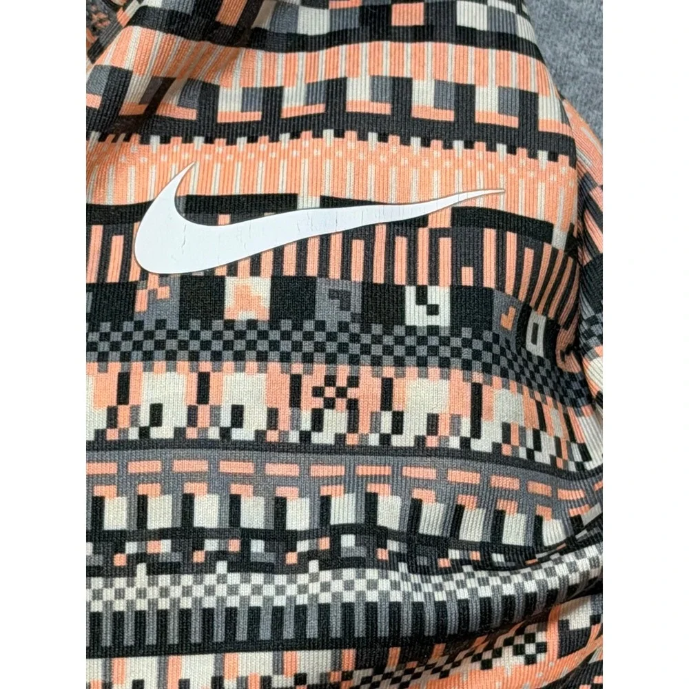 Nike Pro Dri-FIT Womens Medium 1/2 Zip Long Sleeve Running Jacket Pixel Aztec